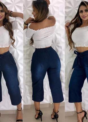 Calça pantacourt jeans leve laço feminina