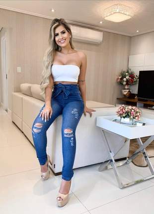 Calça jeans feminina clochard ziper lateral com lycra cintura alta