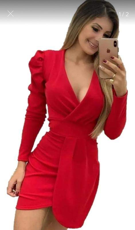 vestido vermelho com manga longa
