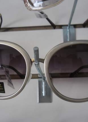 Óculos de sol freedom última peça modelo k075