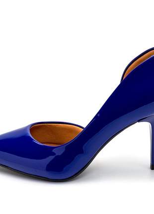Sapato scarpins aberto lateral verniz azul royal salto médio