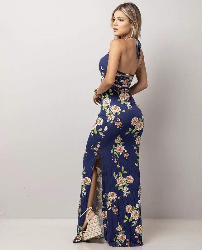 modelo de vestido longo floral