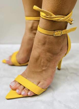 Sandália bico folha amarelo zhaceci