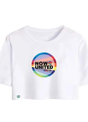 Camiseta cropped estampado now united