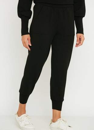 Conjunto de tricot ralm calça jogger com bolso e blusa com punhos - preto