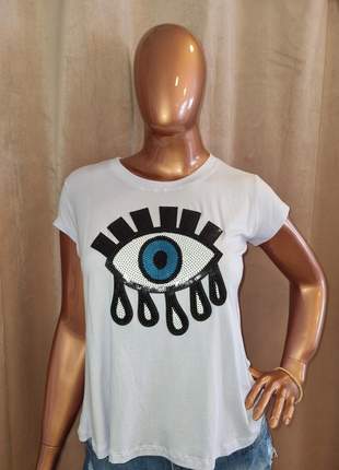 T-shirt branca olho grego