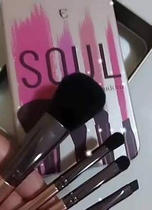 Kit de pinceis soul + blush líquido soul eudora