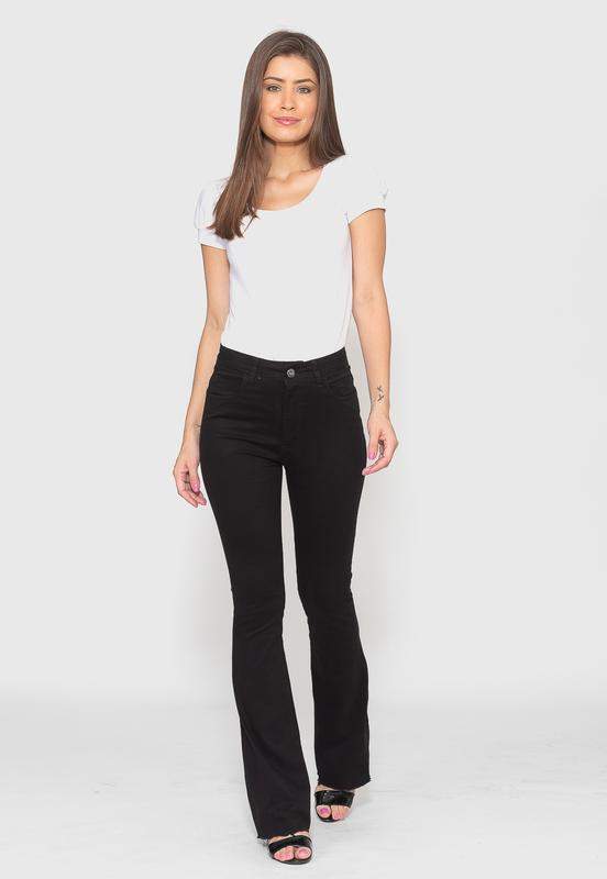 Calça flare preta jeans com lycra levanta bumbum com lycra - R$ 129.99, cor  Preto (cintura alta) #47997, compre agora