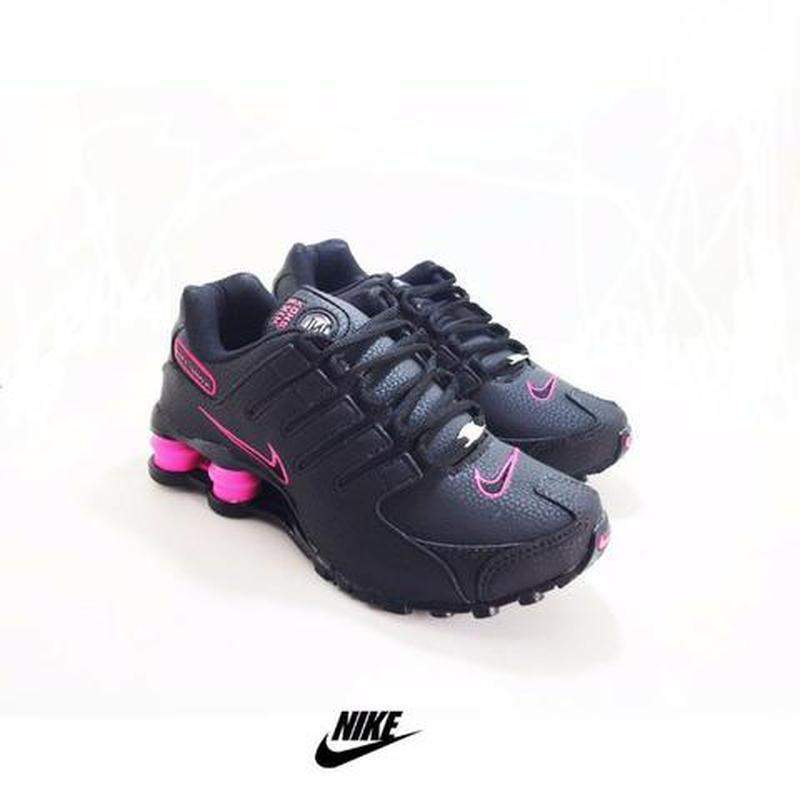tênis nike feminino preto com rosa