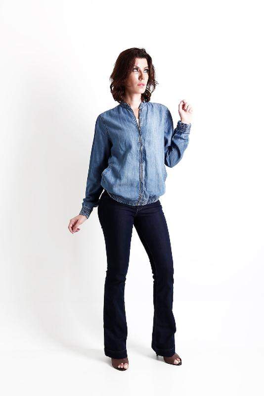 jaqueta jeans bomber feminina